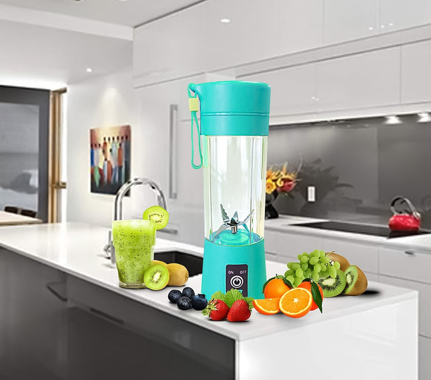 BLENDJET is een draagbare blender die je die kracht geeft. Kan overal worden gebruikt, Deze draagbare blender is het perfecte accessoire voor iedereen die altijd onderweg is. Gooi hem gewoon in je tas of rugzak en je bent klaar om te gaan.